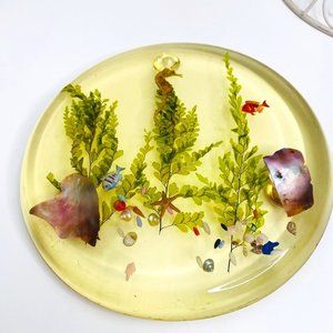 Vintage Ocean Scene Resin Lucite Hot Plate Trivet Seahorse Shells MCM
